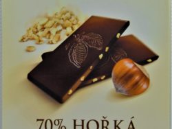 Horká čokoláda 70% s orieškami